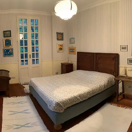 Villa Elisa Vila *